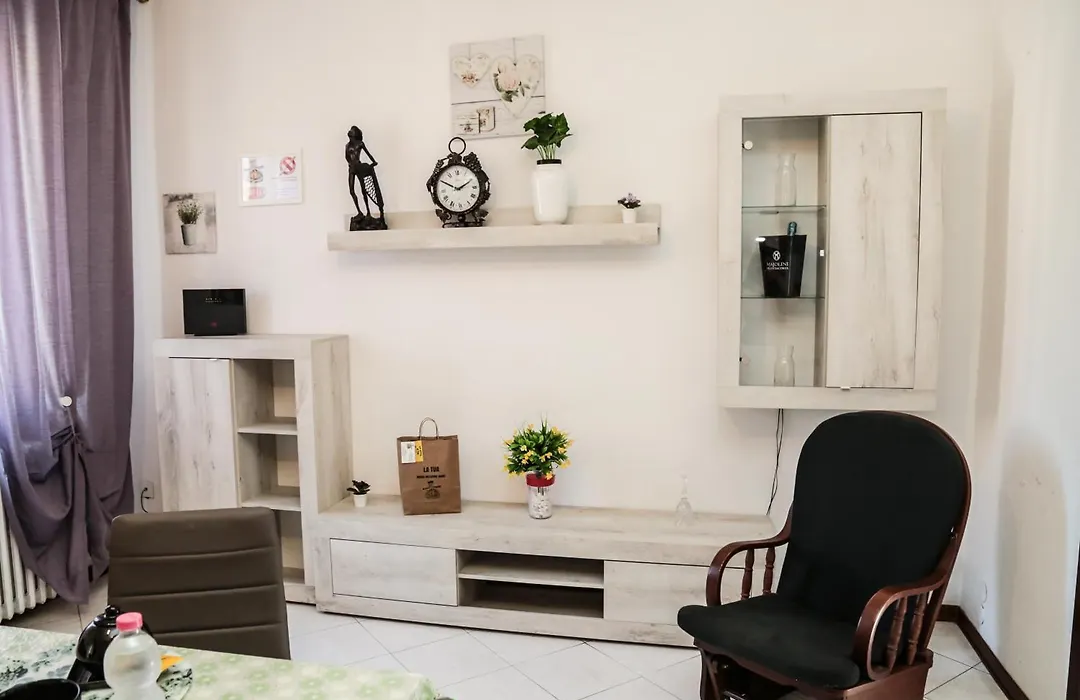 Guest House Malaguzzi-1